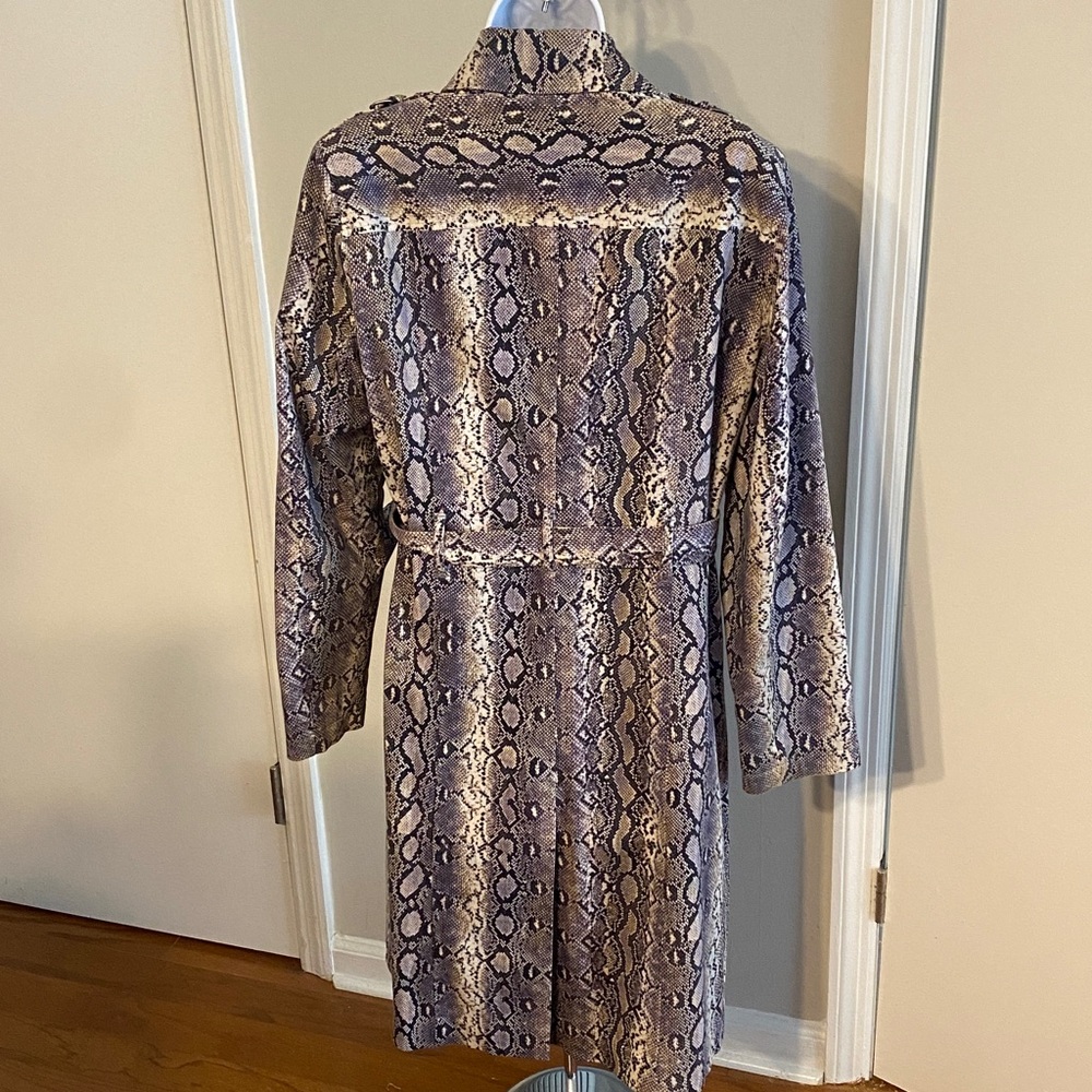 Michael Kors Trench Coat - Picture 5 of 9